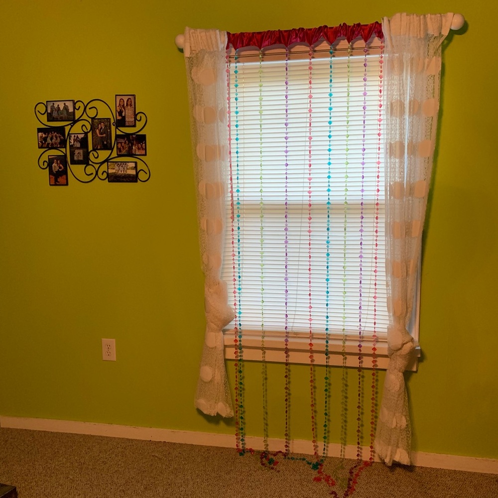 Window decorations